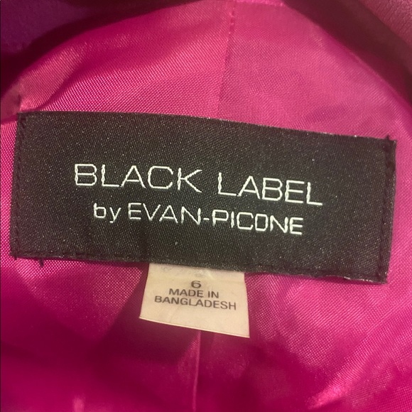 Bundle of (2) Black Label and Evan Picone size 6 Blazer good condition - Picture 4 of 8